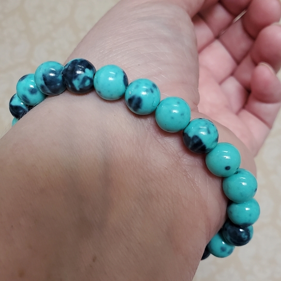 Robin Heart Pink Rhinestone Bead in Robins Egg Jade Design Robin Spring - Picture 9 of 10